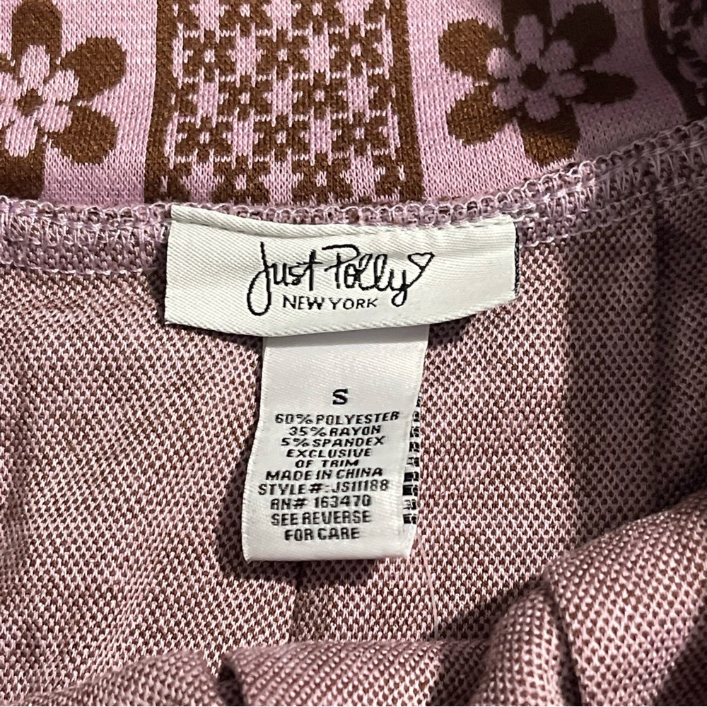 Just Polly Juniors' Printed Pleated Skirt - Mauve Flower, Size S, NWT - Picture 9 of 9